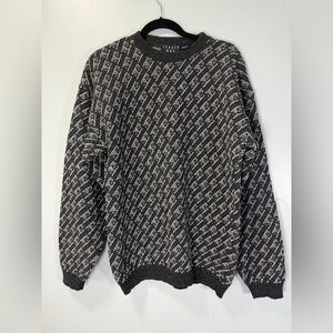 VTG Trader‎ Bay Men's Grey and White Patterned Crewneck Sweater Medium